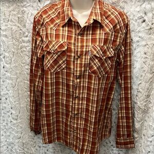 Women’s Levi’s plaid  Long Sleeve Shirt